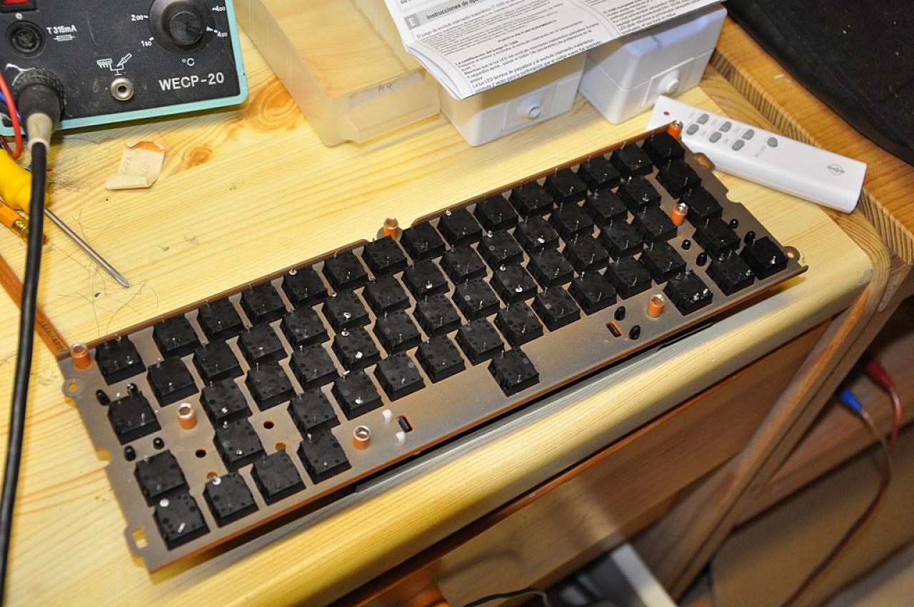 [13/01/2015] PCGHX: Tastatur im Eigenbau - eine Schreibmaschine wird zum PC-Keyboard (11)