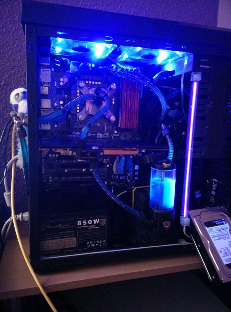 [03/01/2015] Update vom 04.01. mit neuen tollen Wakü-Setups (26)