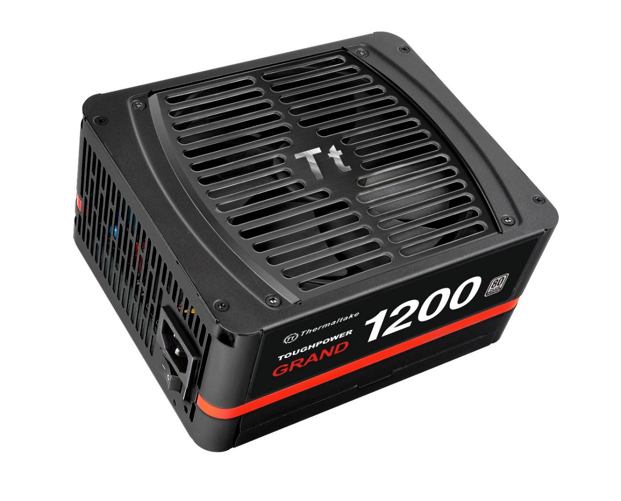 [09/01/2015] Platinum-Netzteile auf der CES: Corsair und Thermaltake jagen 100 A über die 12-V-Schiene (3)