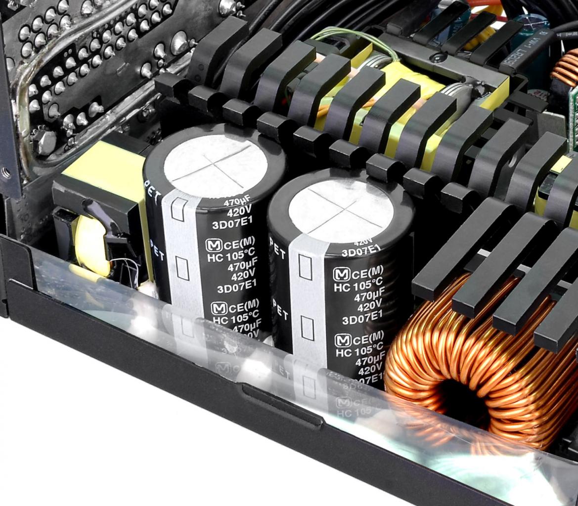 [09/01/2015] Platinum-Netzteile auf der CES: Corsair und Thermaltake jagen 100 A über die 12-V-Schiene (6)