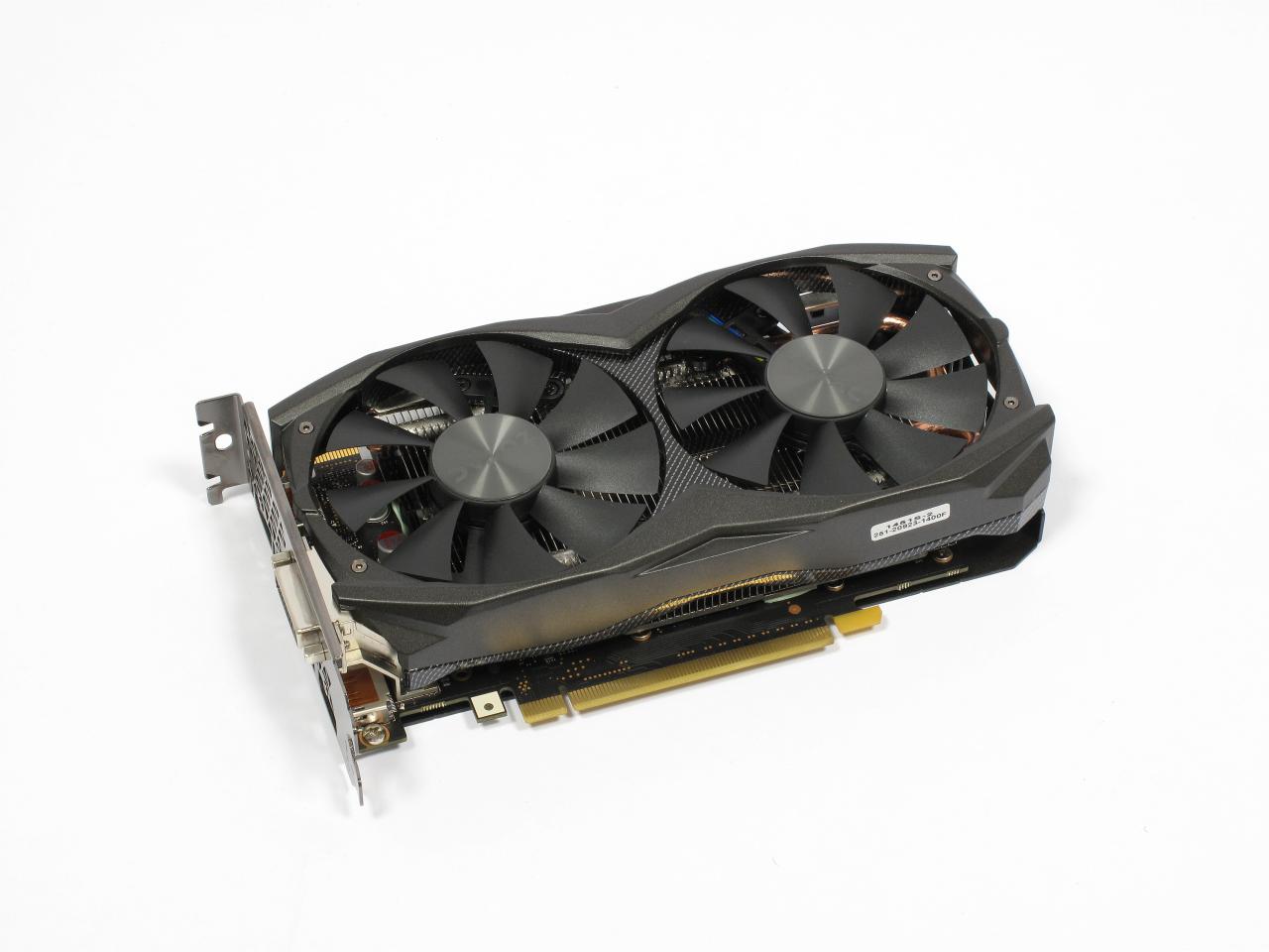 [22/01/2015] Zotac GTX 960 AMP-Edition, die kompakteste Karte im Testfeld: 1.266/3.506 MHz ab Werk, Boost auf rund 1,35 GHz, durchschnittlich leise Kühlung mit Semi-Aktiv-Betrieb (ausführlicher Test in PCGH 03/2015)