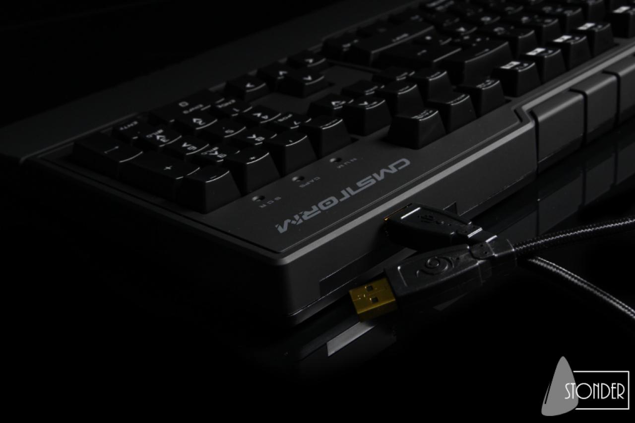 [13/02/2015] Cooler Master CM Storm Trigger Z (11)