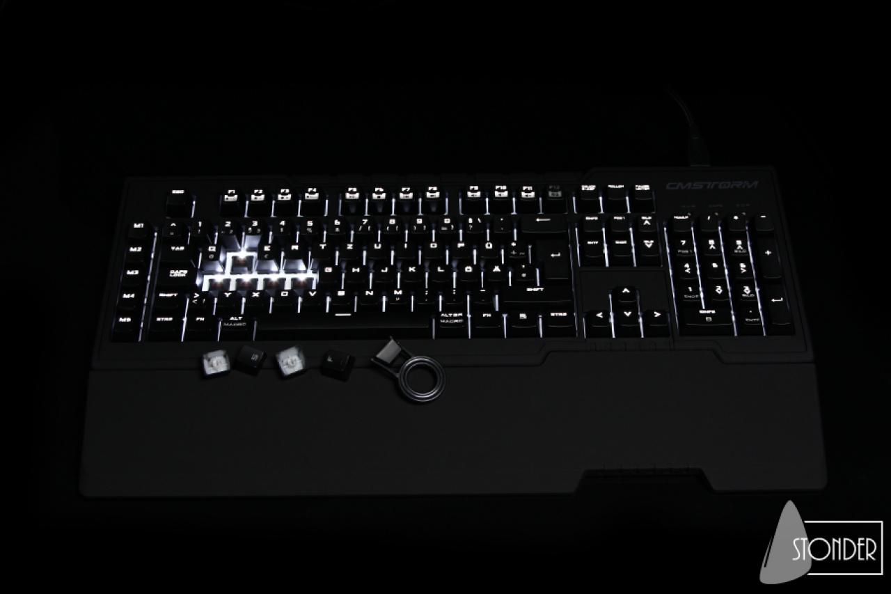 [13/02/2015] Cooler Master CM Storm Trigger Z (7)