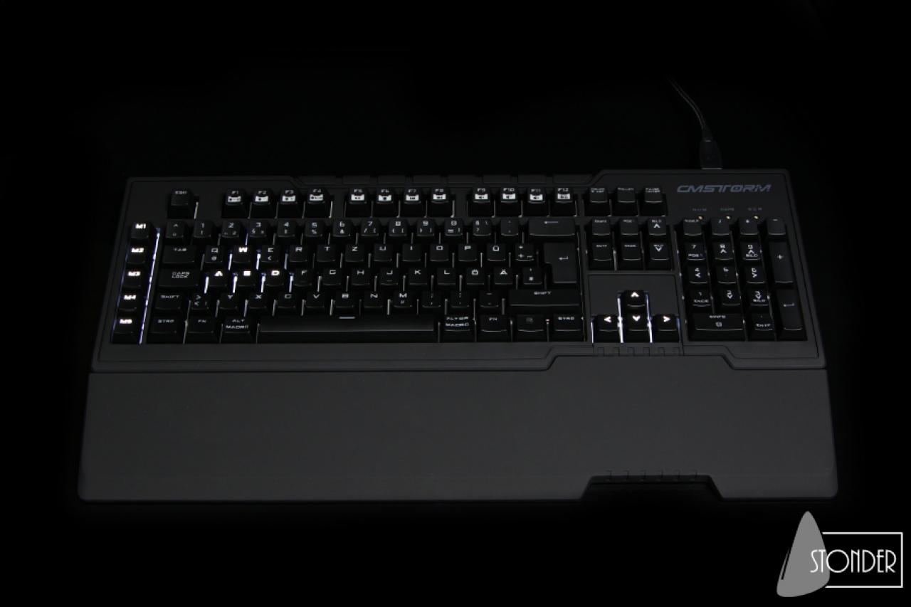[13/02/2015] Cooler Master CM Storm Trigger Z (5)
