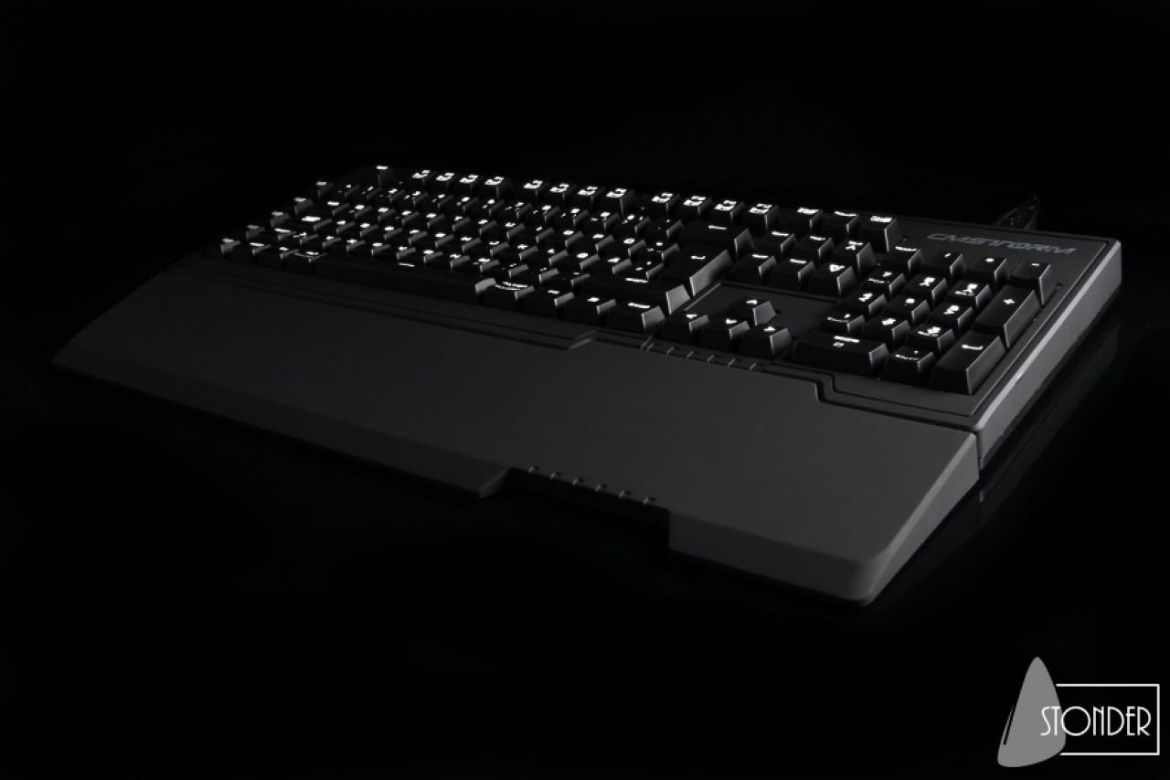 [13/02/2015] Cooler Master CM Storm Trigger Z (19)