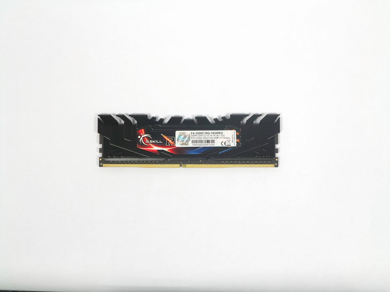 [23/02/2015] G.Skill Ripjaws 4 (F4-3200C16Q-16GRKD) (6)