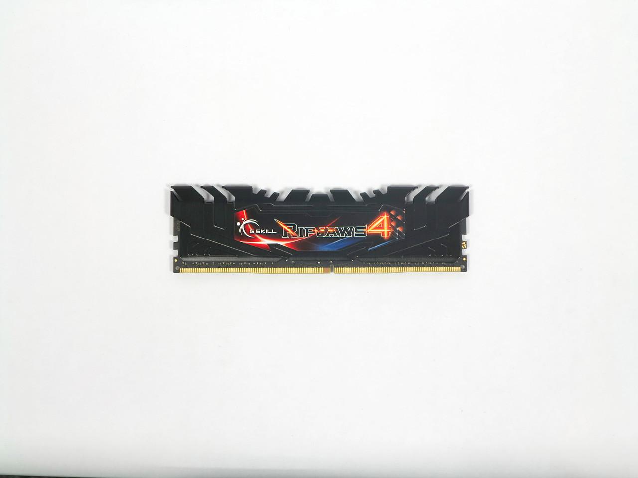 [23/02/2015] G.Skill Ripjaws 4 (F4-3200C16Q-16GRKD) (5)