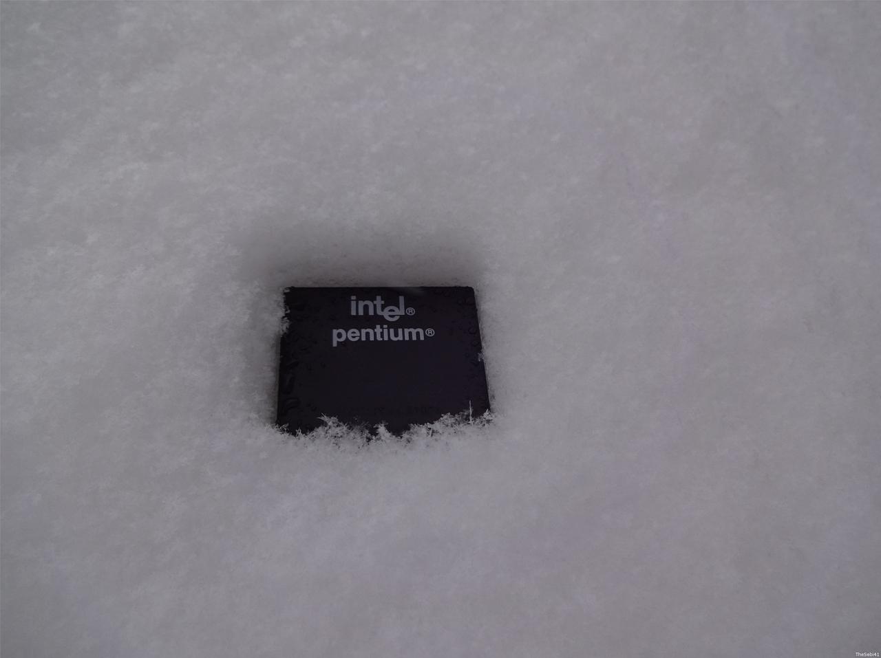 [27/02/2015] Update vom 01.03. mit zerlegten und vereisten Chips (18)