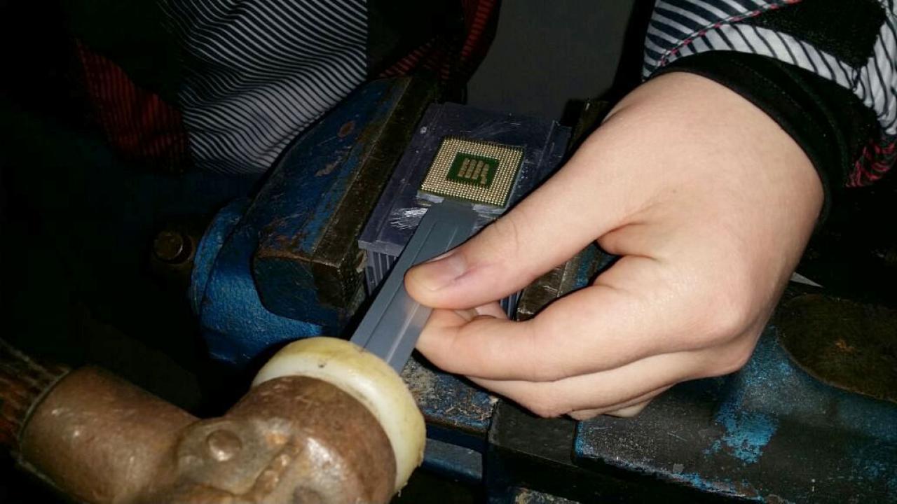 [26/02/2015] Wenn ein Pentium 4 auf Backerbsensuppe trifft: Kochen mit dem Prozessor - verrücktes PC-Projekt (3)