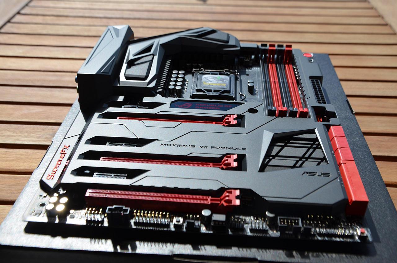 [20/02/2015] Update vom 22.02.2015 mit neuen Mainboard-Bildern (8)
