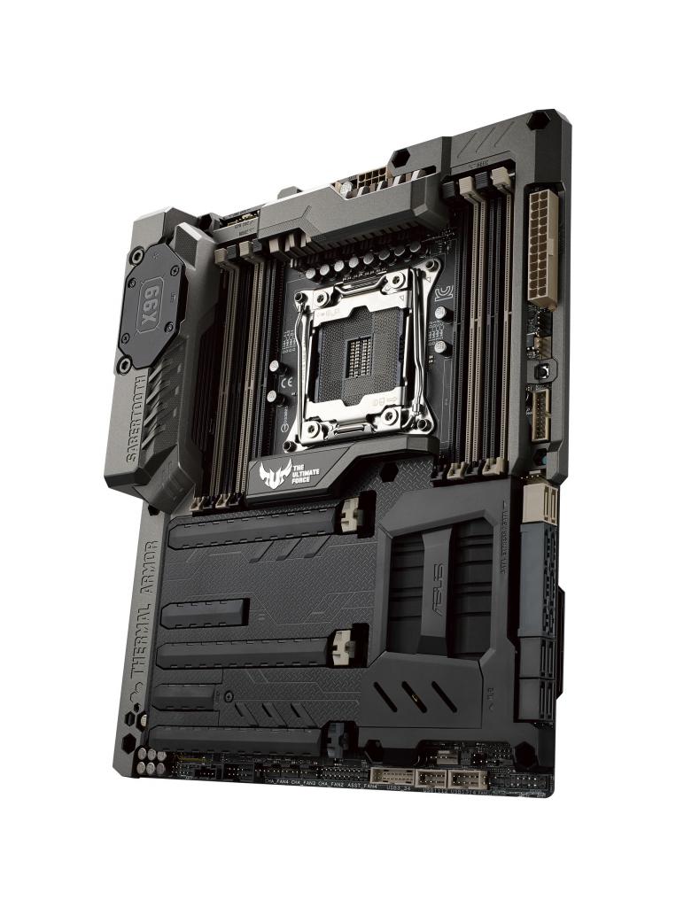 [17/03/2015] Asus hat das neue Mainboard Asus TUF Sabertooth X99 auf der CeBIT vorgestellt. (2)
