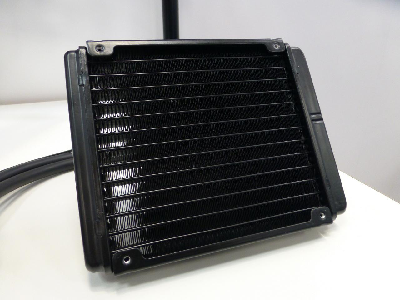 [18/03/2015] Accelero Hybrid III 140 Radiator