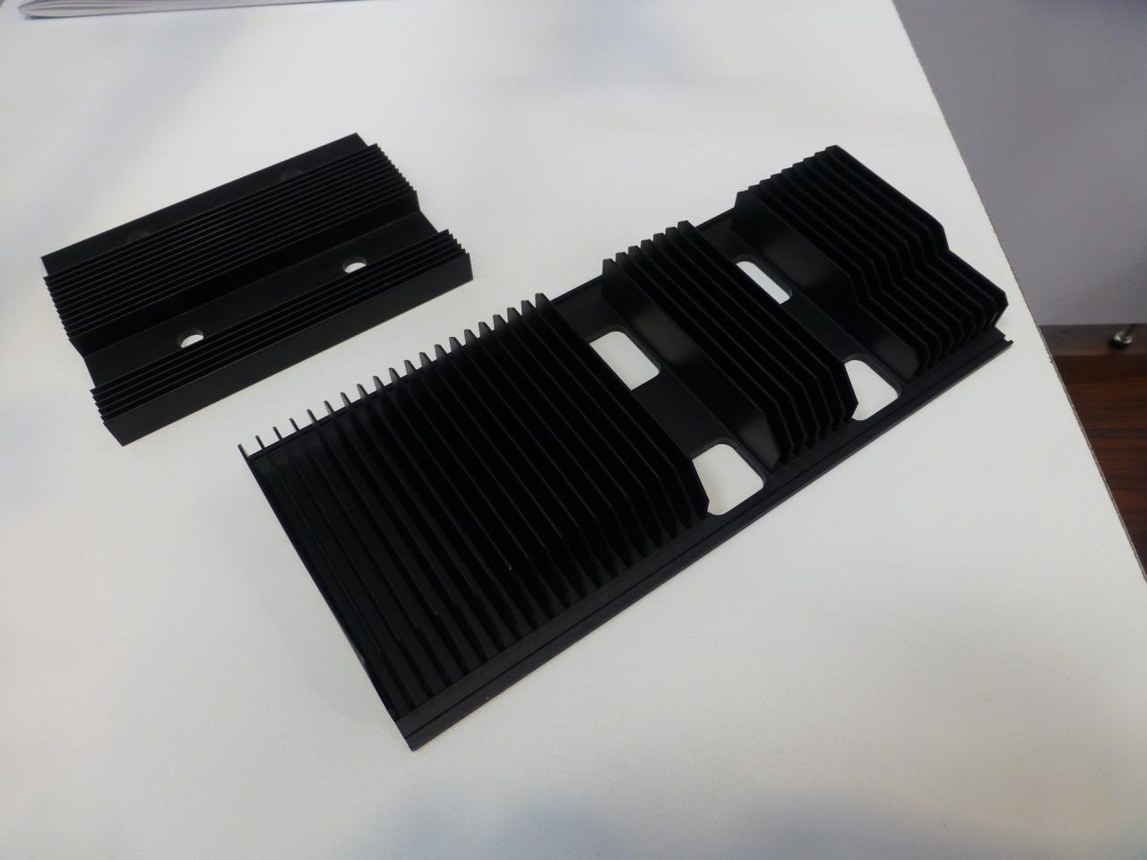 [18/03/2015] Accelero Hybrid III 140 und Hybrid II 120 Plates