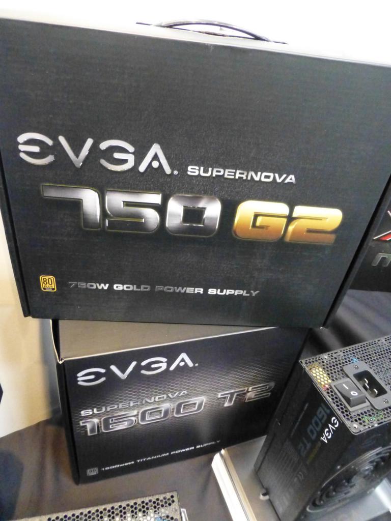 [18/03/2015] Cebit 2015: EVGA zeigt effiziente Netzteile von 550 bis 1.600 Watt (4)