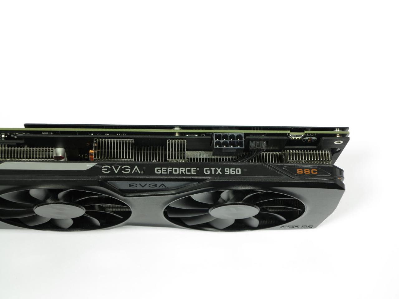 [23/03/2015] EVGA GTX 960 SSC/4G im Test: Wie stark profitiert die Mittelklasse-GPU von 4 GiByte VRAM? (3)