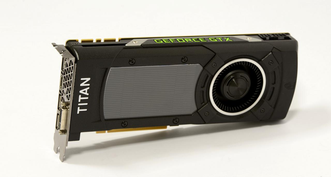 [17/03/2015] Geforce GTX Titan X (4)
