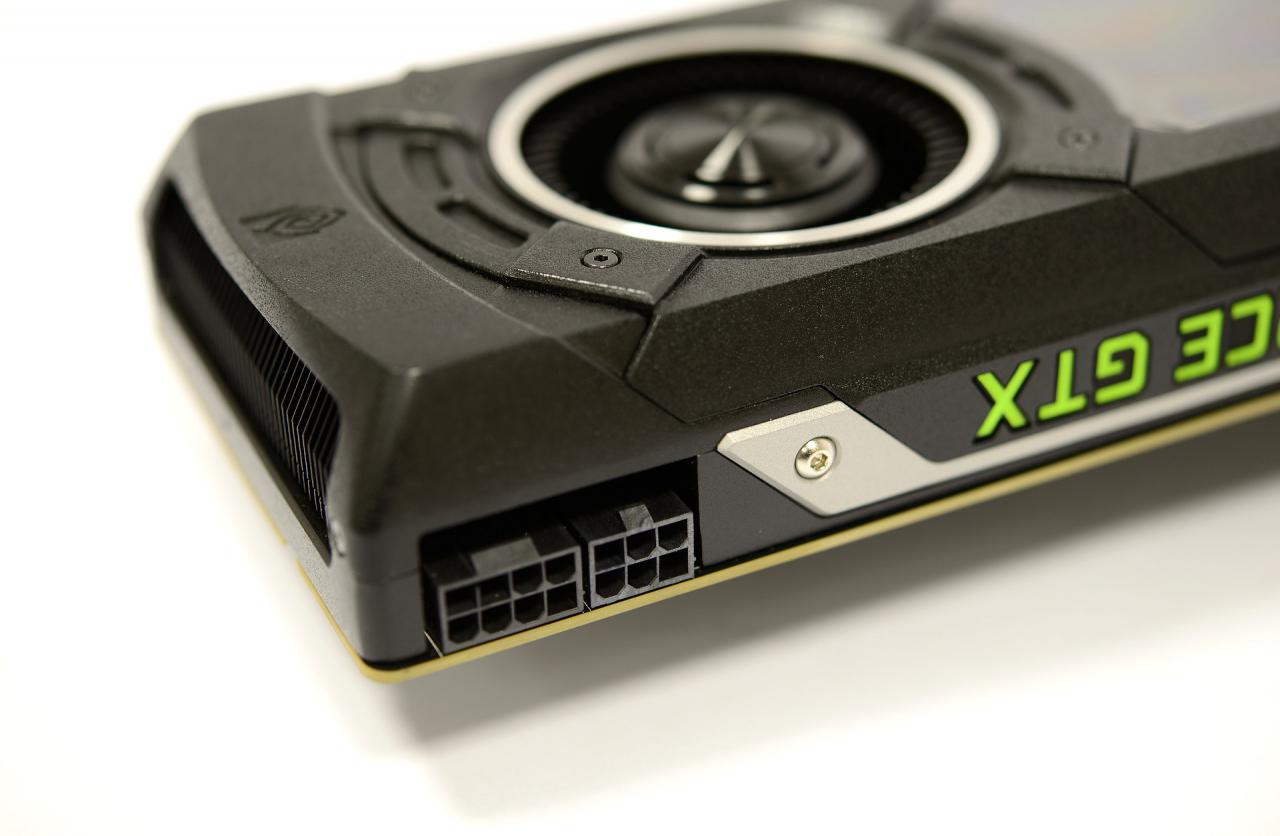 [17/03/2015] Geforce GTX Titan X (1)