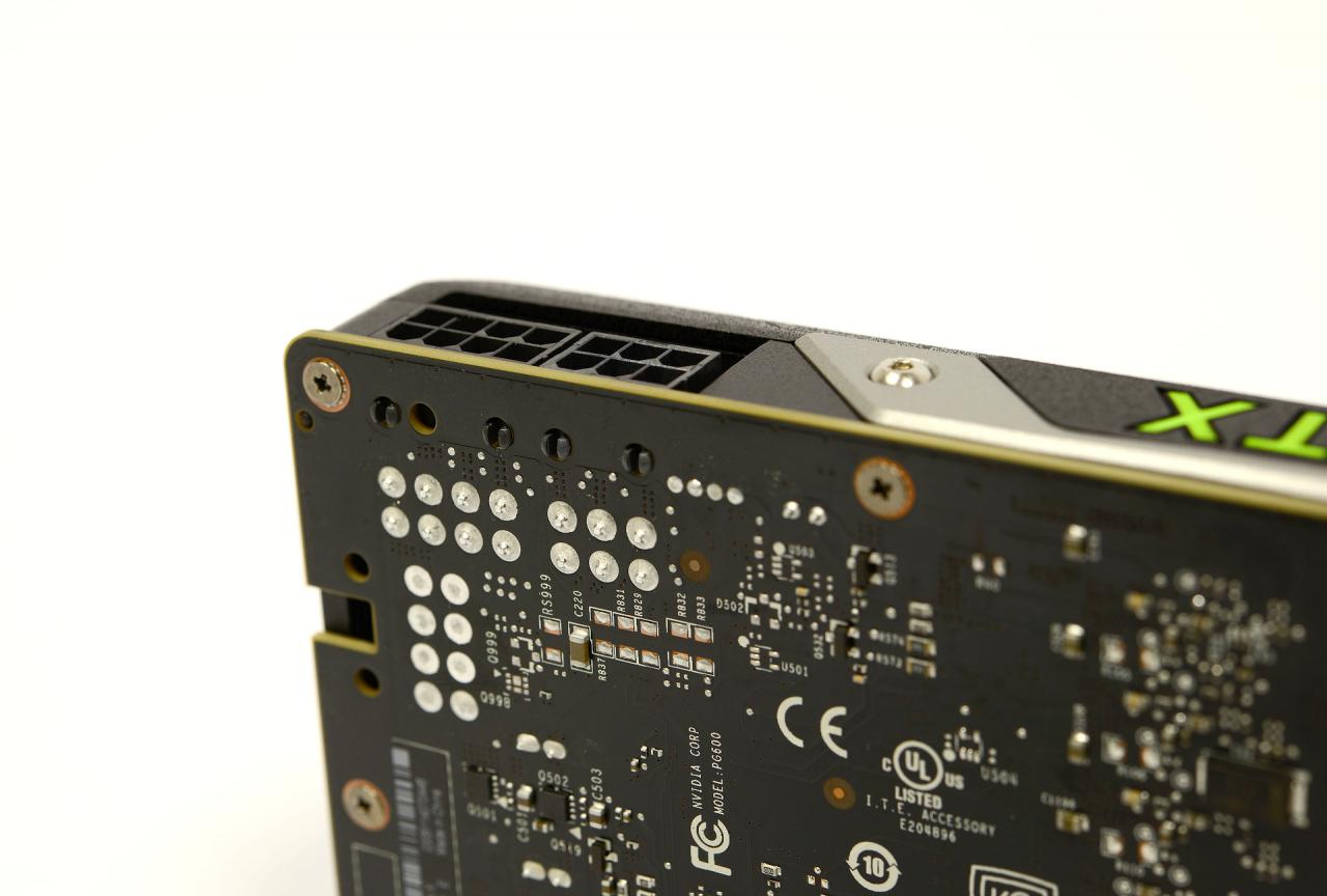 [17/03/2015] Geforce GTX Titan X 21