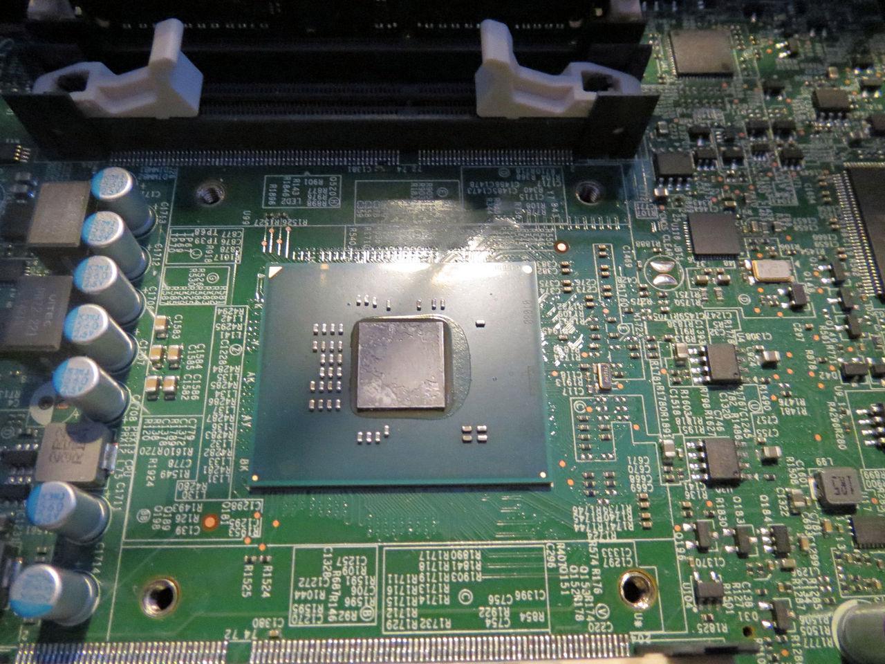 [04/03/2015] Intel-Atom-PC der anderen Art: 400-Euro-Mainboard, Kühler-Mods und mehr (30)