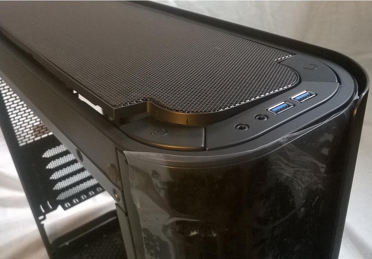 [23/03/2015] Bitfenix Pandora (4)