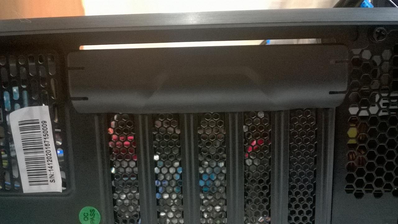 [23/03/2015] Bitfenix Pandora (19)