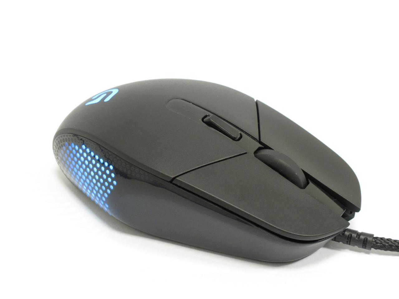 [24/03/2015] Logitech G303 Daedalus Apex: Logitechs neue, kompakte Spielermaus im Test (2)