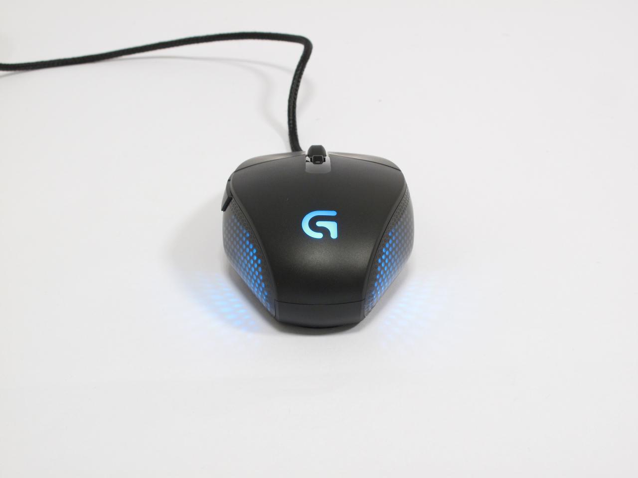 [24/03/2015] Logitech G303 Daedalus Apex: Logitechs neue, kompakte Spielermaus im Test (8)