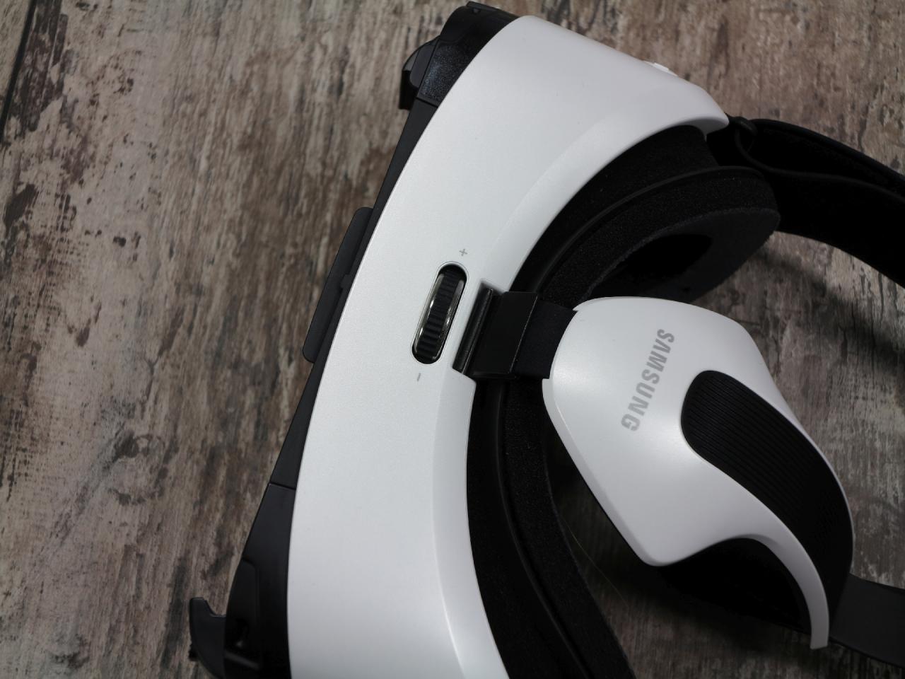 [18/03/2015] Das VR-Brillen-Shootout: Hier das Galaxy Gear VR