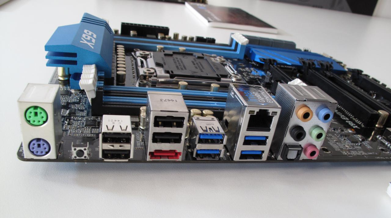 [18/03/2015] X99 Extreme4/3.1 IO