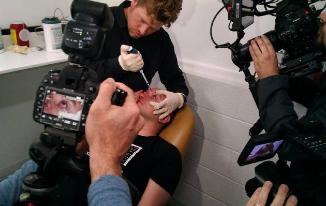 [29/03/2015] Biohacking-Experiment: Bessere Nachtsicht durch Augentropfen? (1)