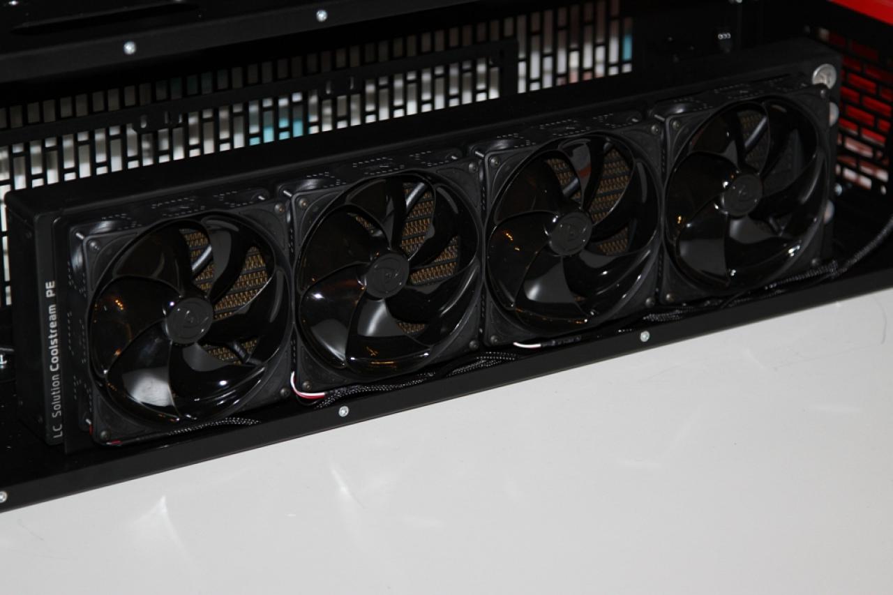 [17/04/2015] Luxuriöses PCGHX-Tagebuch: Core i7-5960X und GTX 980 SLI treffen auf 500-Euro-Gehäuse (7)