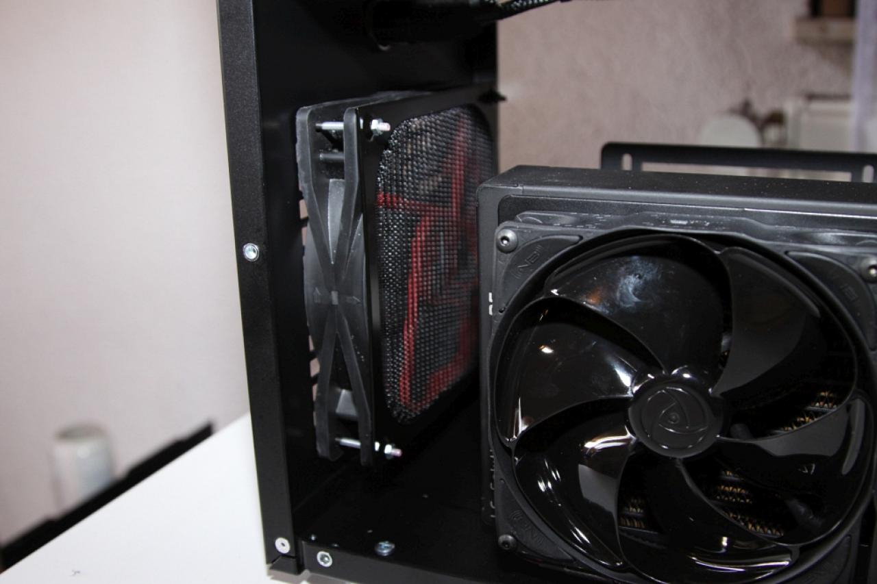 [17/04/2015] Luxuriöses PCGHX-Tagebuch: Core i7-5960X und GTX 980 SLI treffen auf 500-Euro-Gehäuse (15)