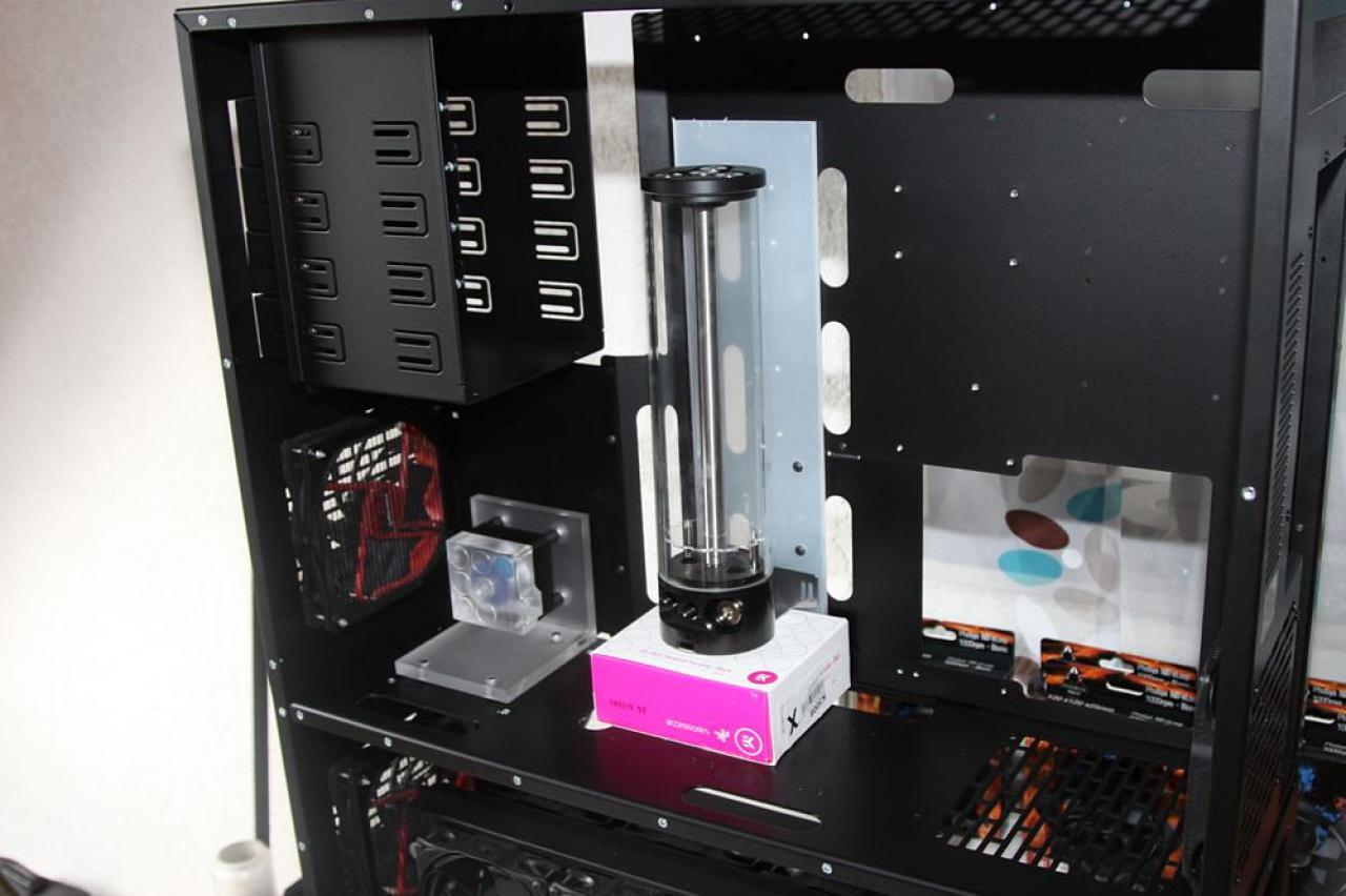 [17/04/2015] Luxuriöses PCGHX-Tagebuch: Core i7-5960X und GTX 980 SLI treffen auf 500-Euro-Gehäuse (47)