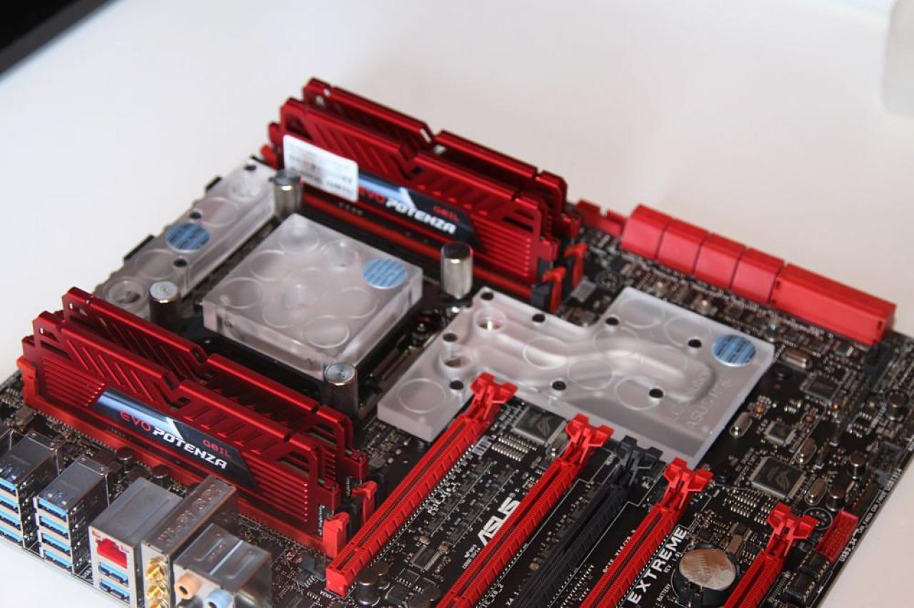 [17/04/2015] Luxuriöses PCGHX-Tagebuch: Core i7-5960X und GTX 980 SLI treffen auf 500-Euro-Gehäuse (53)