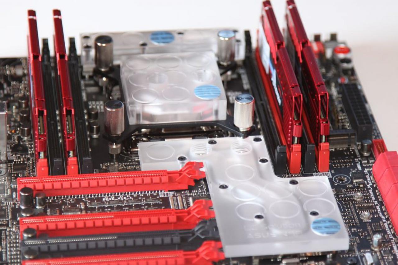 [17/04/2015] Luxuriöses PCGHX-Tagebuch: Core i7-5960X und GTX 980 SLI treffen auf 500-Euro-Gehäuse (55)
