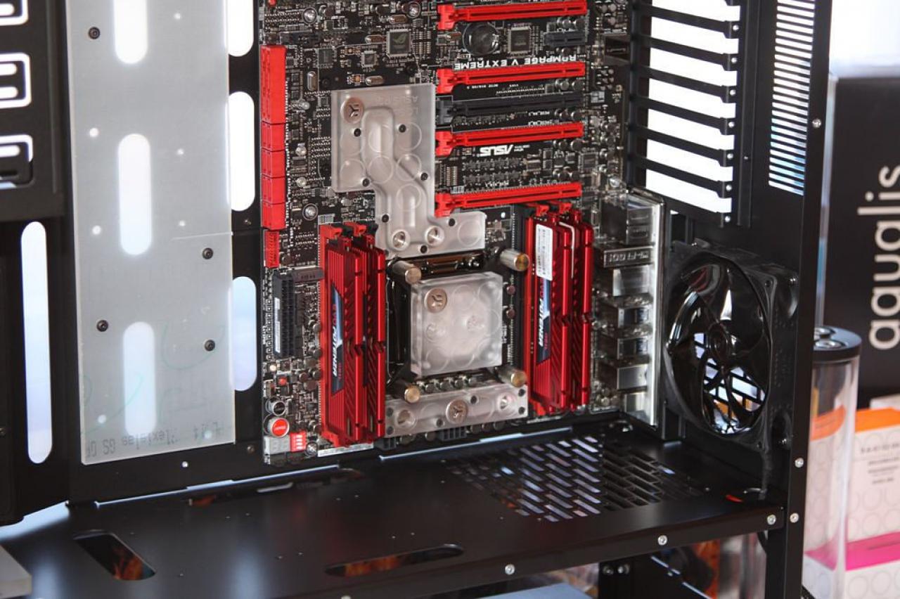 [17/04/2015] Luxuriöses PCGHX-Tagebuch: Core i7-5960X und GTX 980 SLI treffen auf 500-Euro-Gehäuse (58)