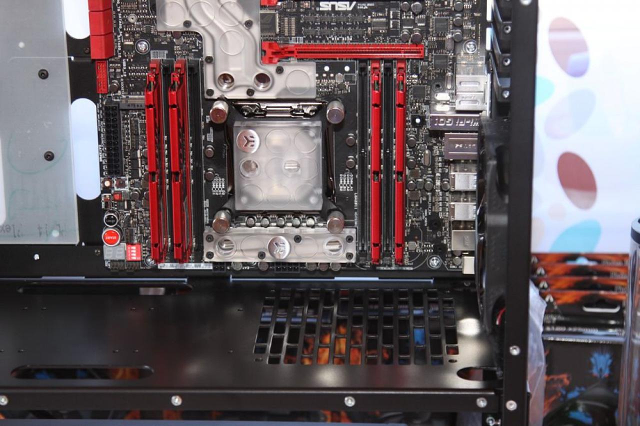[17/04/2015] Luxuriöses PCGHX-Tagebuch: Core i7-5960X und GTX 980 SLI treffen auf 500-Euro-Gehäuse (59)