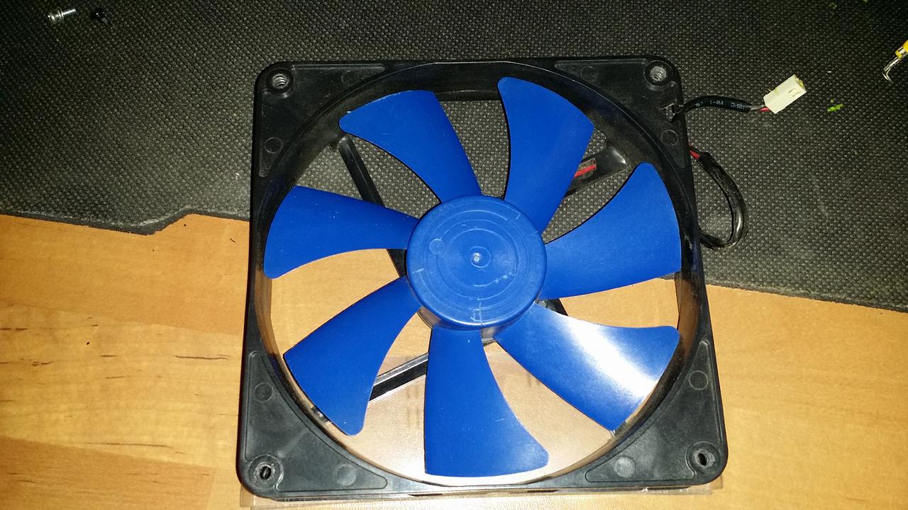 [16/04/2015] Update Mai 2015 mit 2.000-Watt-Monster (22)