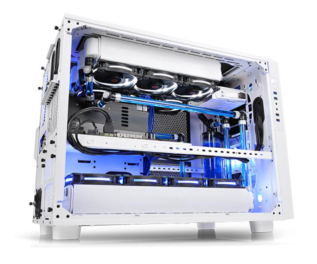 [22/04/2015] Thermaltake Core X9 Snow Edition