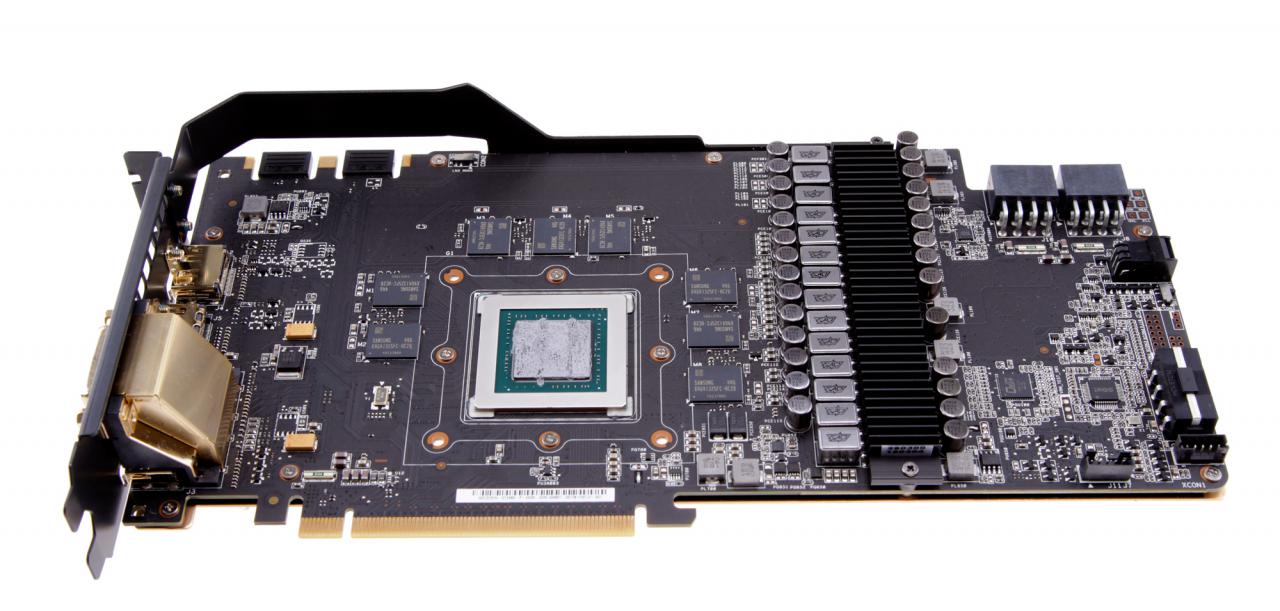 [11/05/2015] Asus GTX 980 20th Anniversary Golden Edition: Schnellste GTX 980 auseinandergenommen (17)