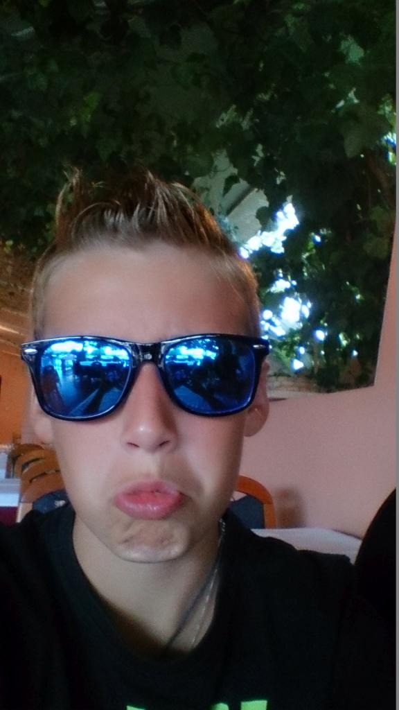 [19/05/2015] PCGH-User zeigen ihr Gameface 06