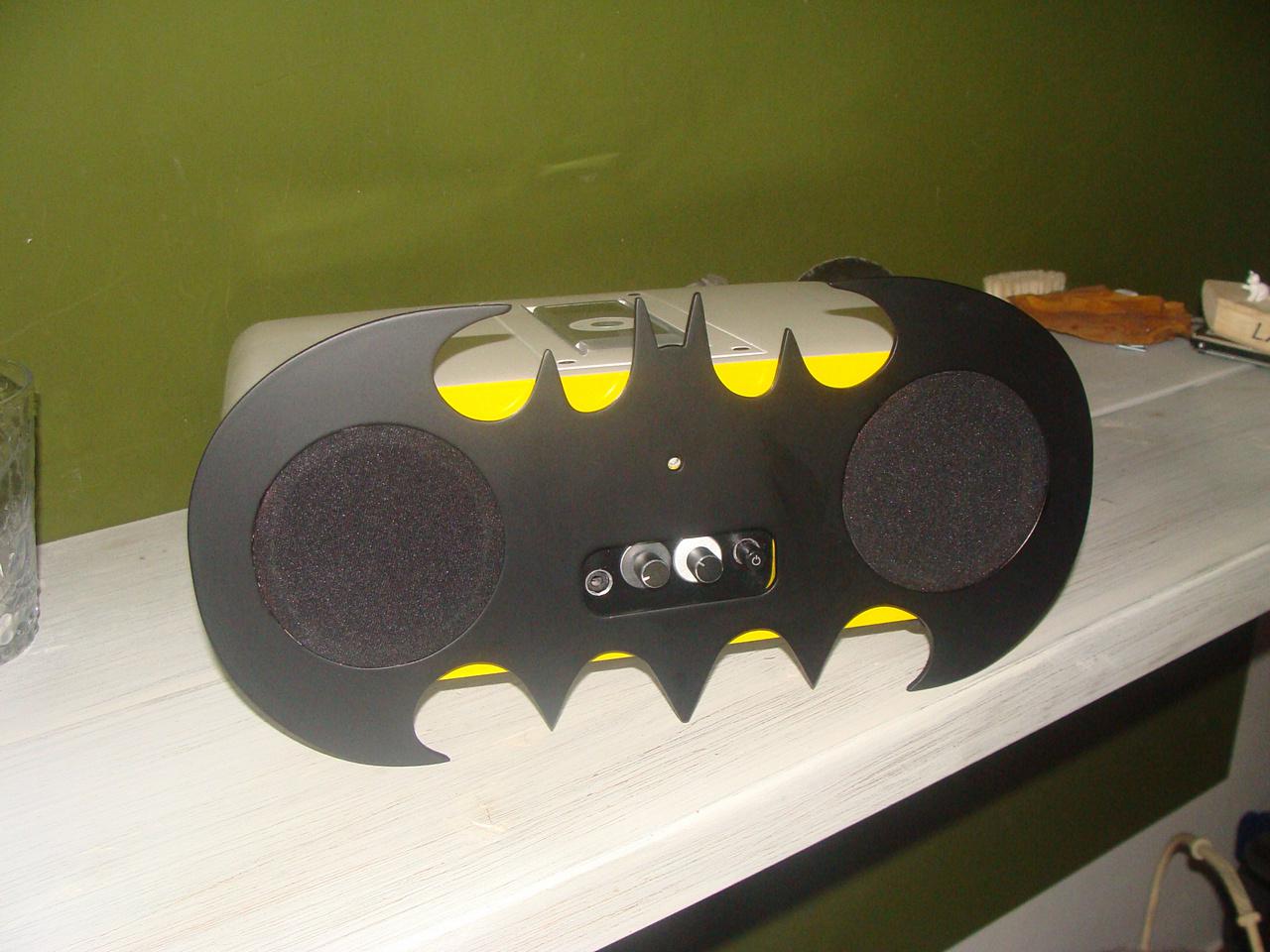 [06/05/2015] Ipod-Dock in Batman-Optik: Eigenbau von PCGHX-Mitglied (14)
