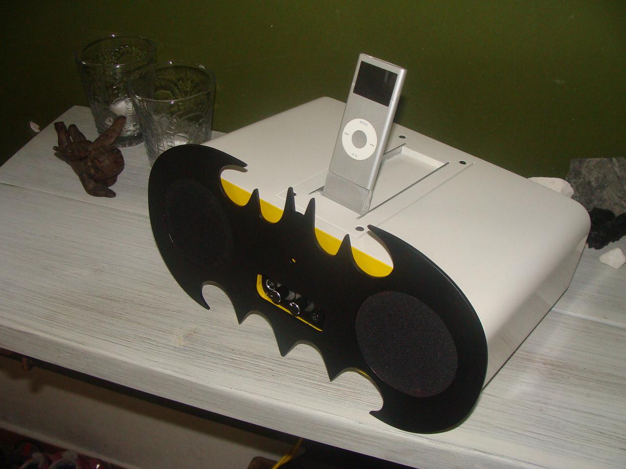 [06/05/2015] Ipod-Dock in Batman-Optik: Eigenbau von PCGHX-Mitglied (17)