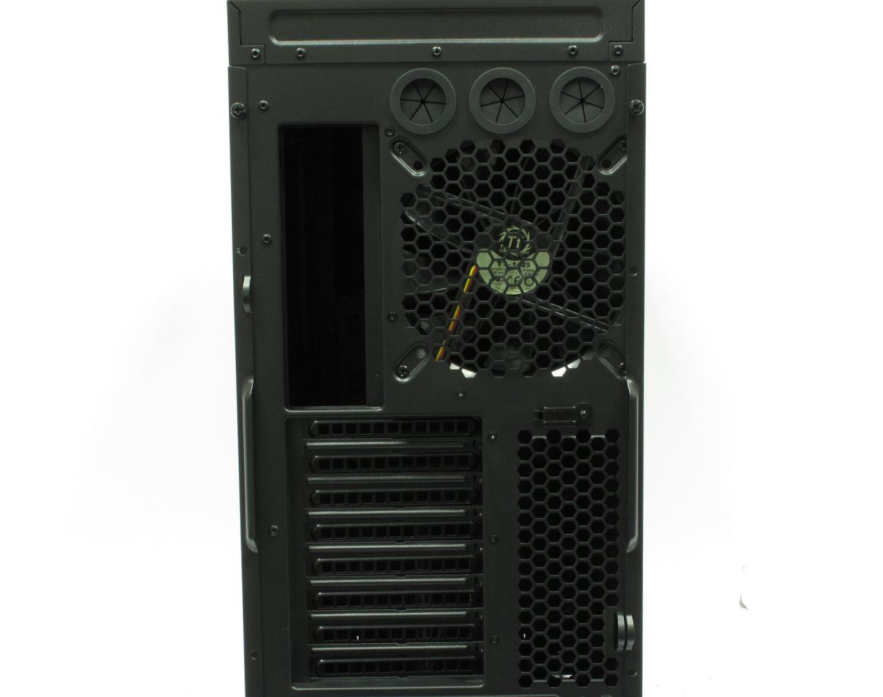 [28/05/2015] Thermaltake Suppressor F51 im Test: Ernsthafte Konkurrenz für Fractal Designs Define R5? (6)