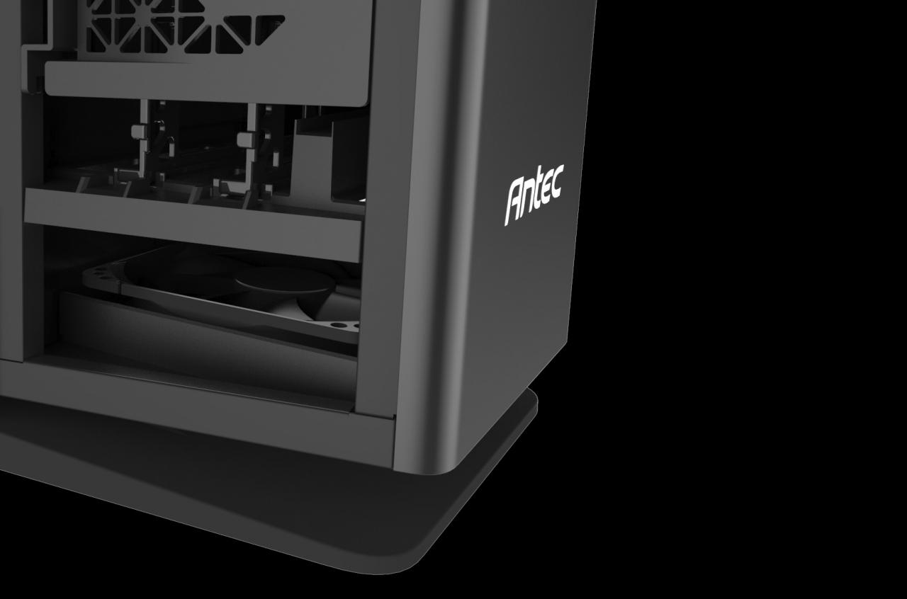 [02/06/2015] Antec Signature S10: 18-kg-Koloss mit drei getrennten Kammern (17)