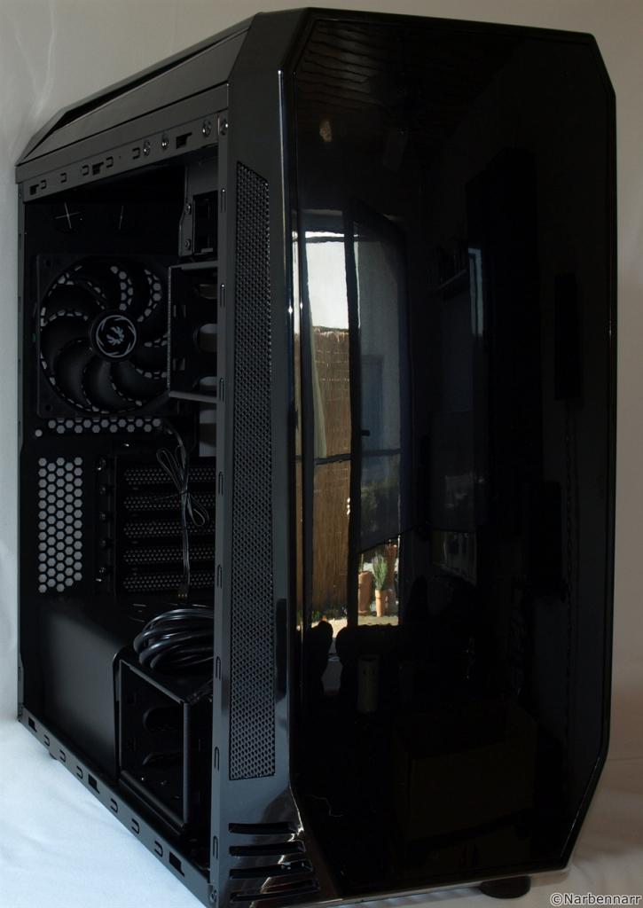 [25/06/2015] Bitfenix Aegis (2)