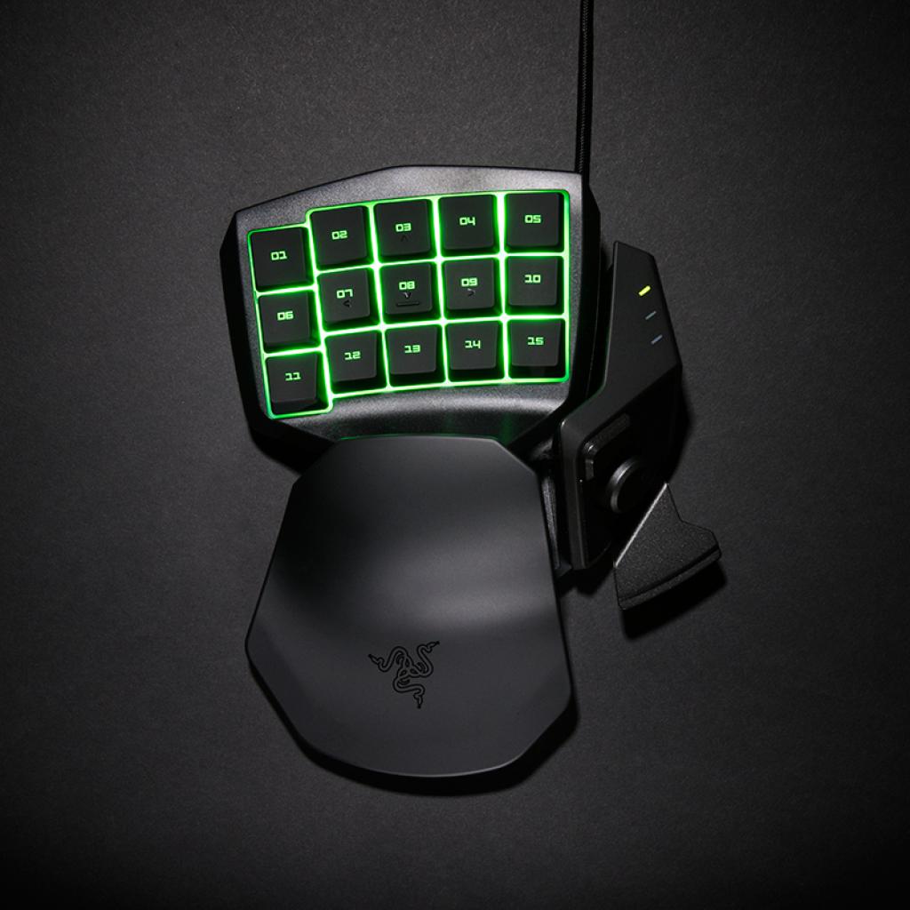 [22/06/2015] Razer Tartarus Chroma: Keypad als Controller-Tastatur-Mischung bekommt RGB-LEDs (3)