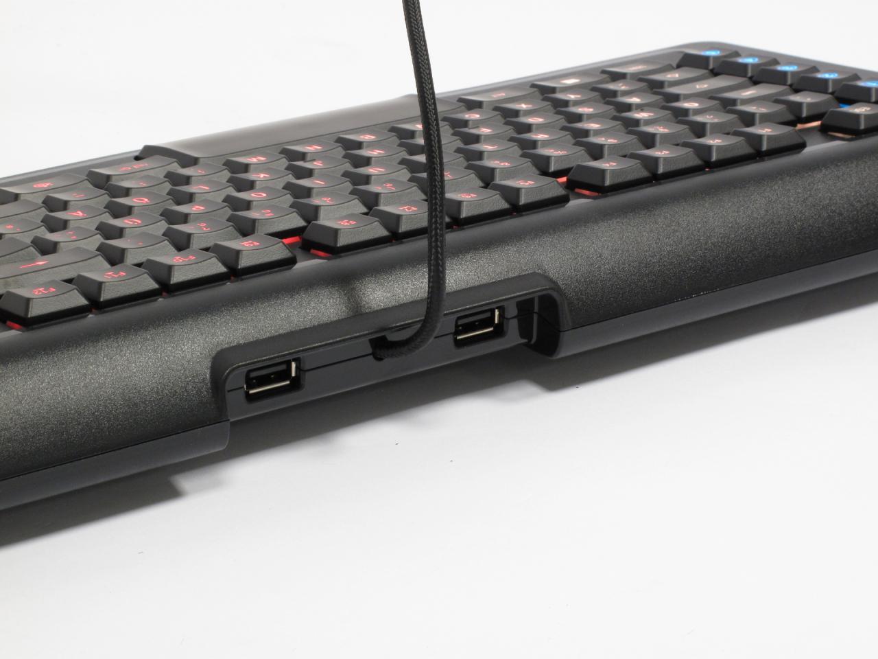 [16/06/2015] Steelseries Apex M800: Die schnellste mechanische Tastatur mit eigene RGB-Schaltern im Test (10)