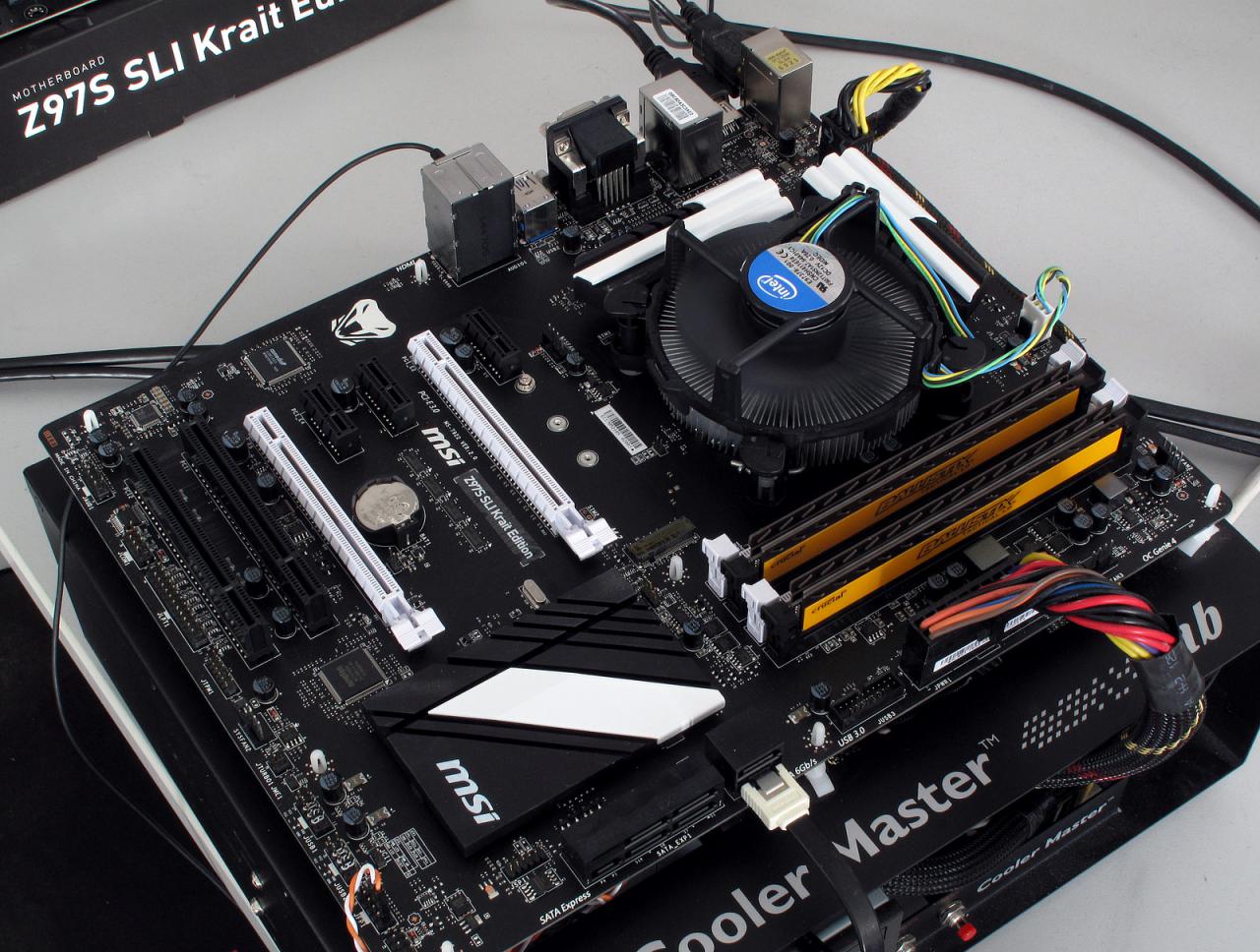 [01/06/2015] i7 5775C Teststand: Da unser altes Z87-G43 den i7-5775C nicht mehr unterstützt, musste es dem Board mit der niedrigsten Leerlauf-Leistungsaufnahme aus dem letzten Test weichen, dem MSI Z97S SLI Krait-Edition
