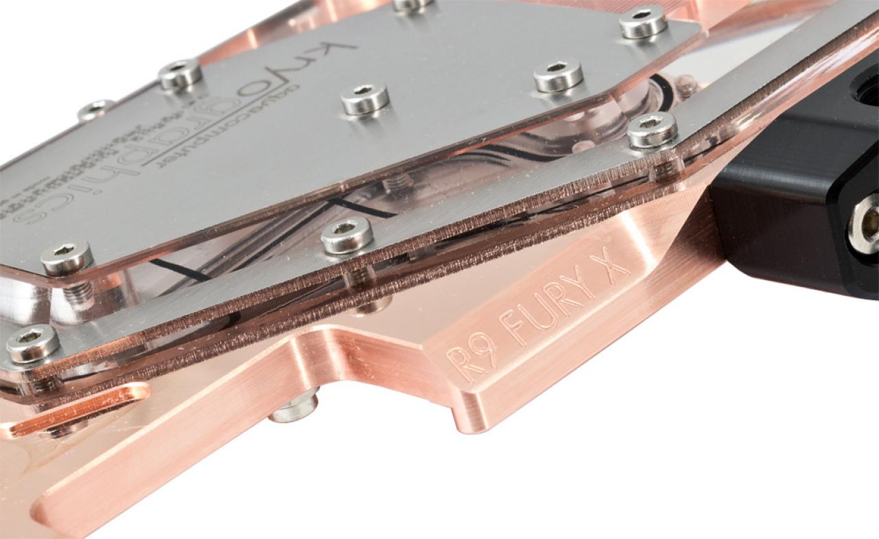 [13/07/2015] AMD Radeon R9 Fury X: Aqua Computers Wasserkühler deckt das ganze PCB ab (4)